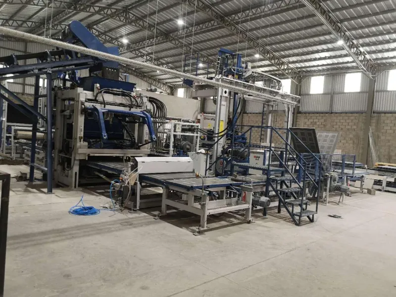 QGM Intelligent Automatic Block Making Machine in South America